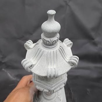 ミニアチュール石灯籠　とうろう ミニチュア とうろう（トウロウ）三つ足（茶）4．5cm】燈籠